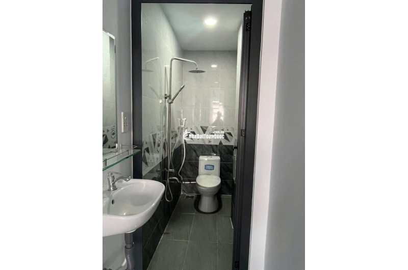 BÁN NHÀ HẺM Ô TÔ – P. HIỆP BÌNH PHƯỚC – 4*20M – CHỈ NHỈNH 6 TỶ